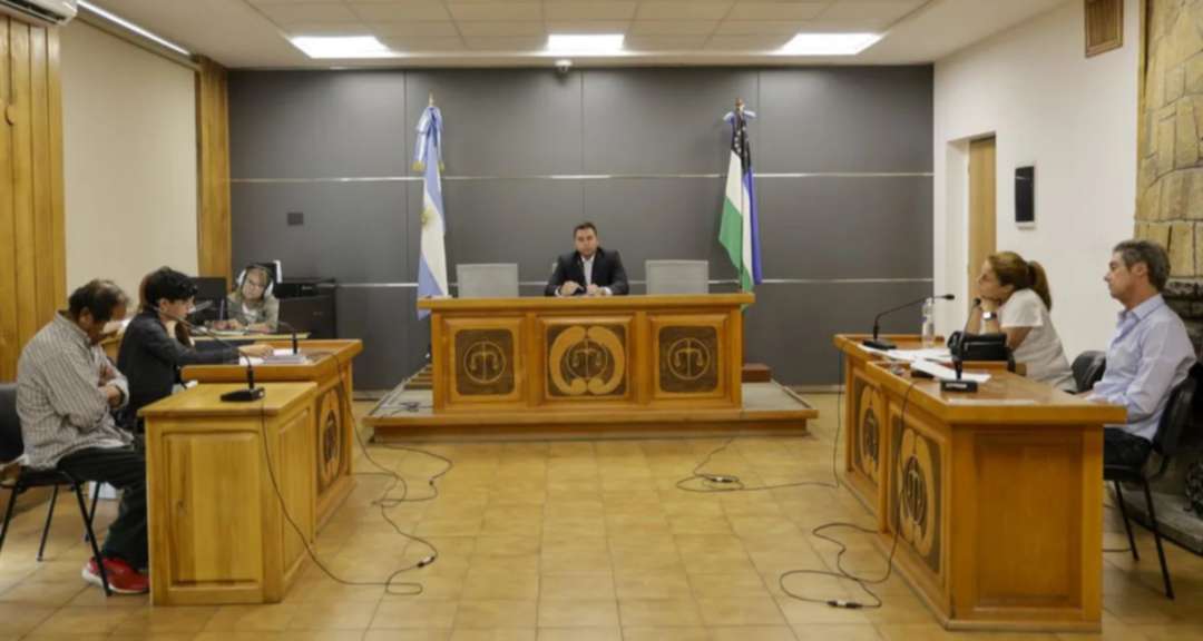 Dictaron prisión preventiva para el acusado de asesinar a su esposa en Bariloche- Dictaron prisión preventiva para el acusado de asesinar a su esposa en Bariloche