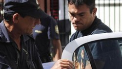 Un round menos: le bajaron la pena a la Hiena Barrios