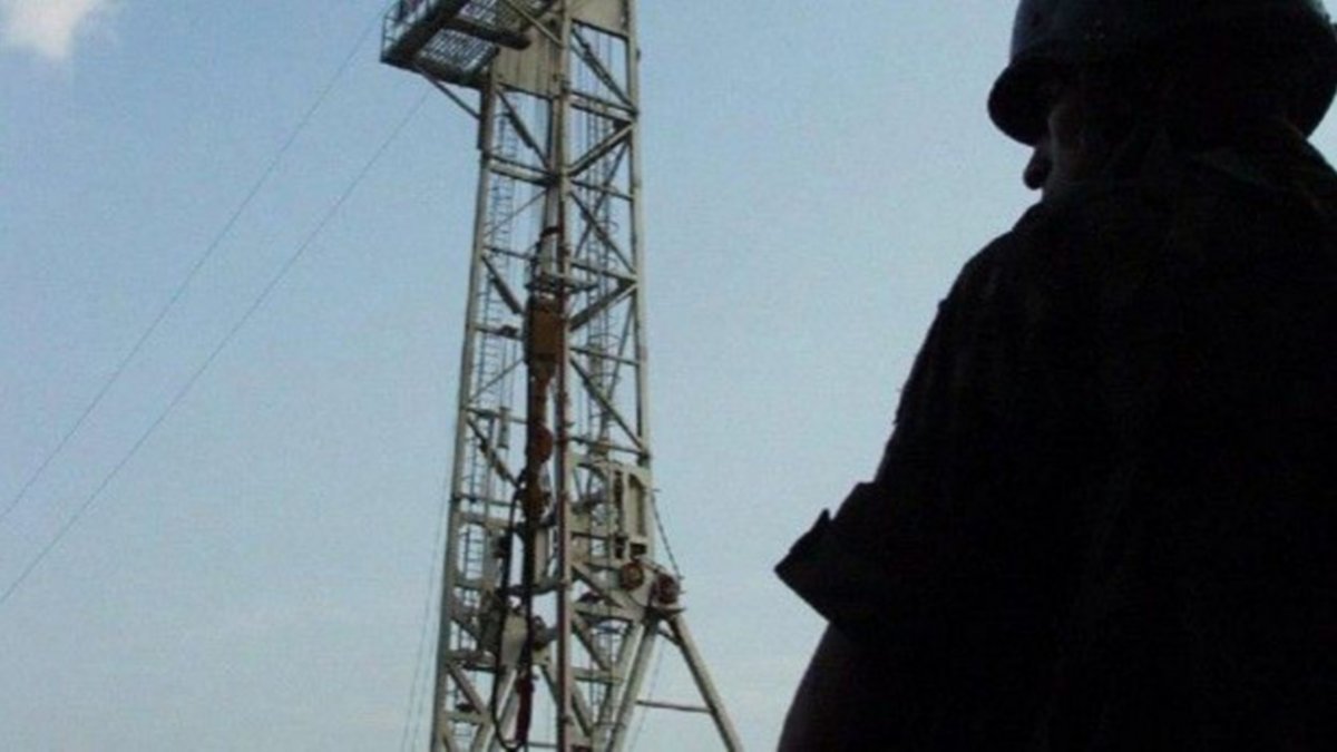 Expertos del sector apoyan medidas del Gobierno sobre la producción petrolera