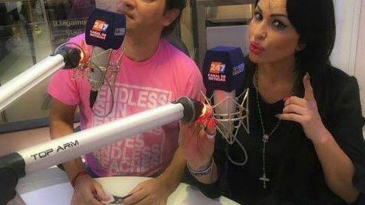 Daniela Cardone visitó los nuevos estudios de AM 550 y 24/7 CN