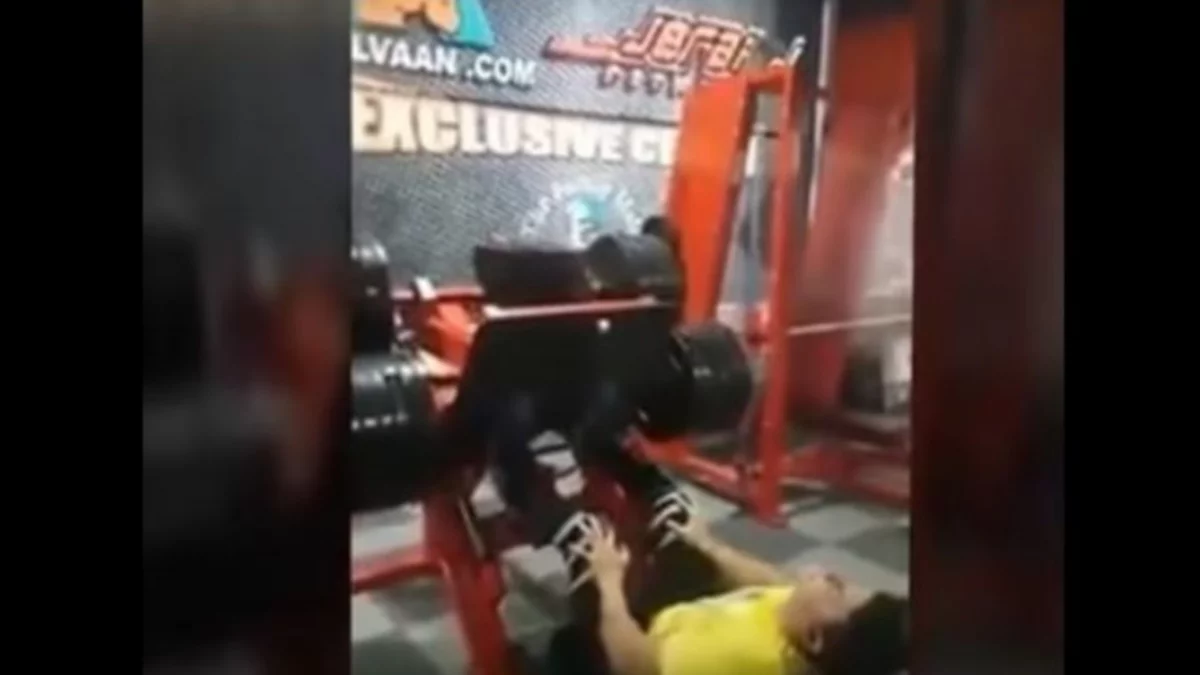 Espeluznante rotura de pierna en el gimnasio