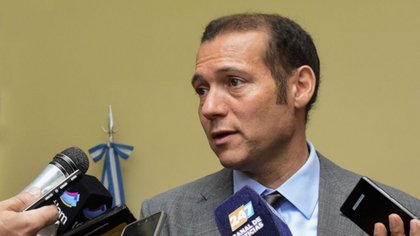 Gutiérrez rechazó que el Volcán Lanín sea declarado espacio sagrado por los mapuches