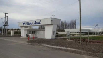 Crisis en Moño Azul: obreros realizan una huelga de hambre por falta de pago