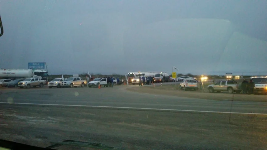 Actividad petrolera paralizada en Catriel por despidos