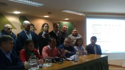 La oposición se alineó para promover asignaciones familiares