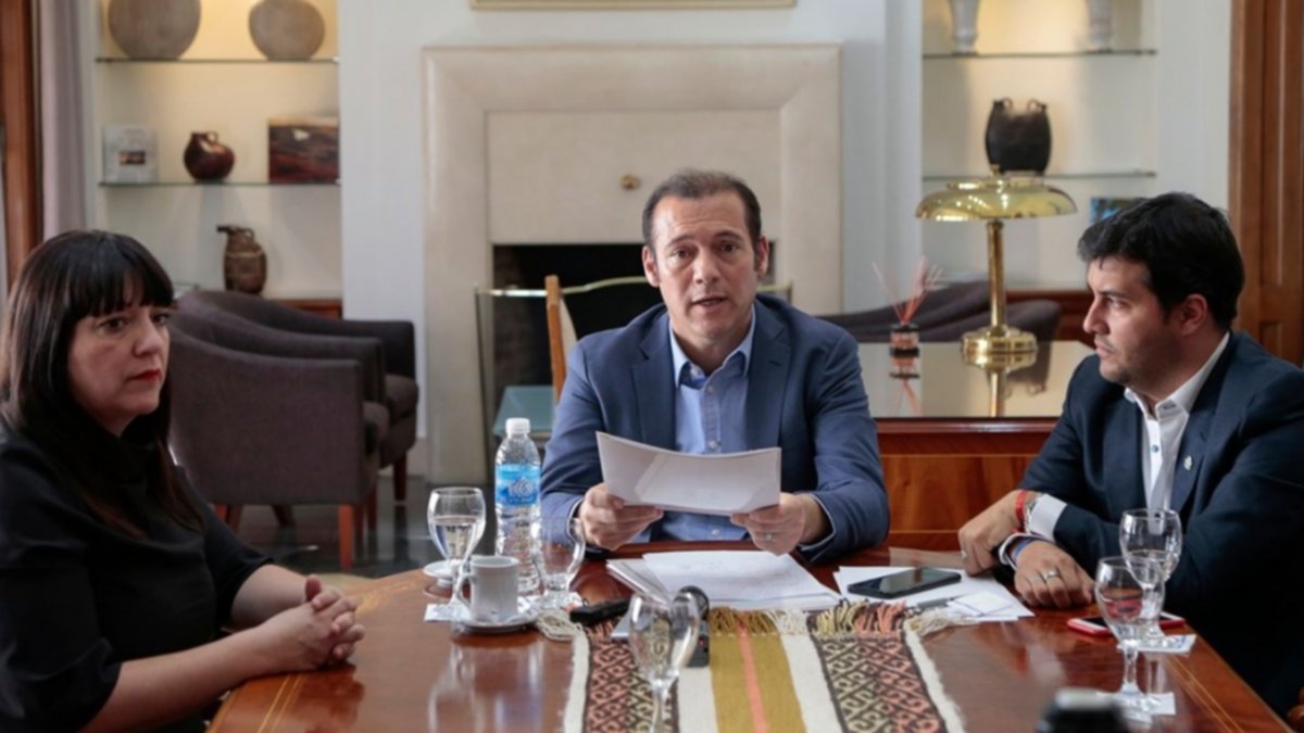 Zapala ya podrá cancelar facturas de electricidad de julio