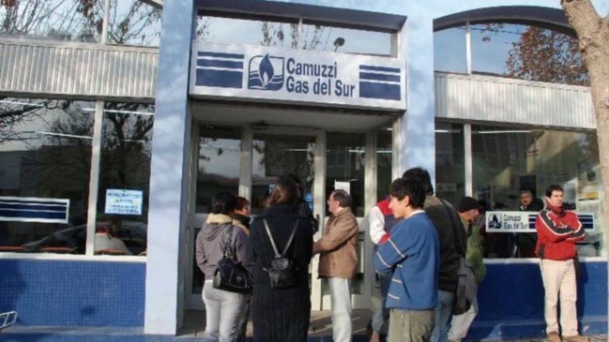 Pedirán a Camuzzi un estudio de riesgo de edificios del centro