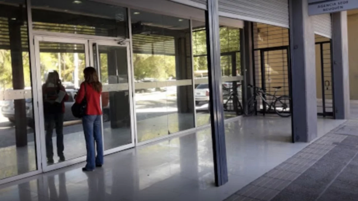 Trabajadores de AFIP seguirán con medidas