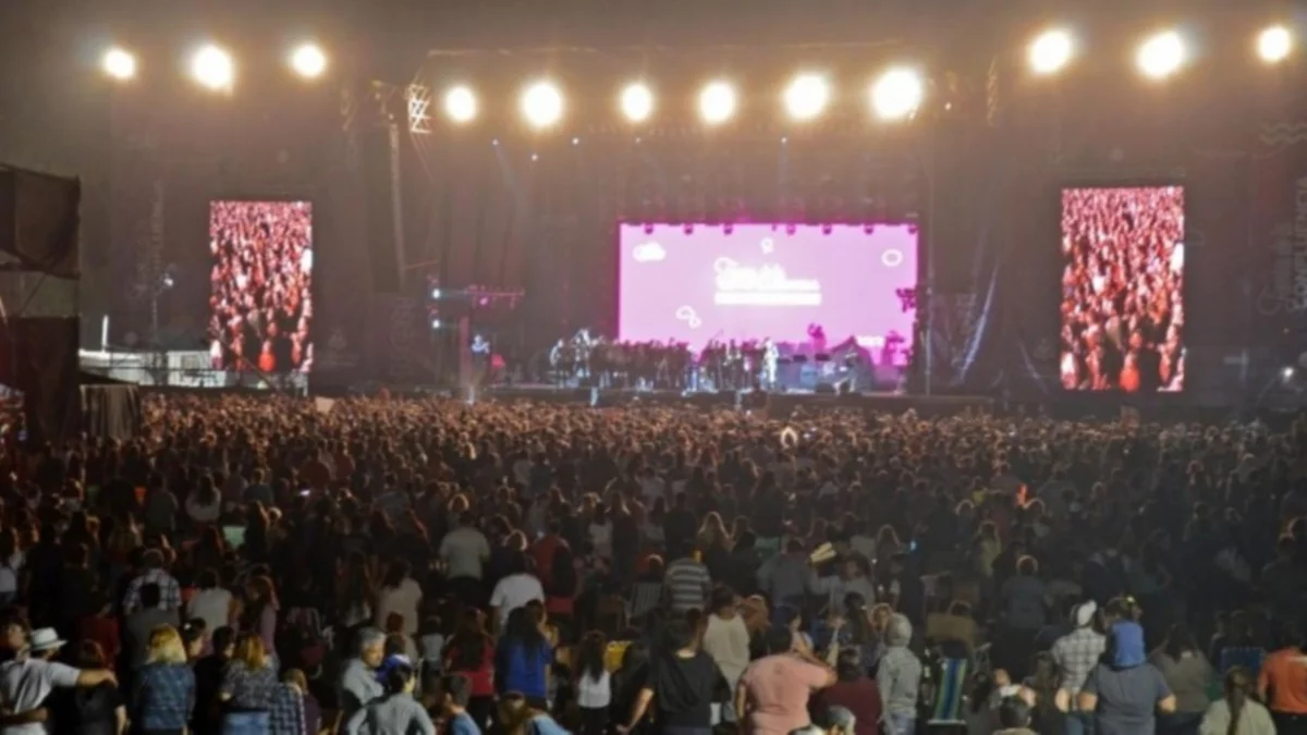 Podrían declarar a la Fiesta de la Confluencia como festividad nacional