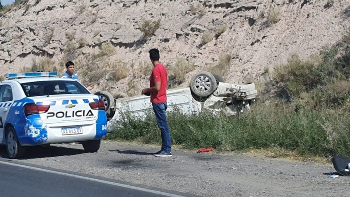 Cuatro heridos en un terrible vuelco en Ruta 7