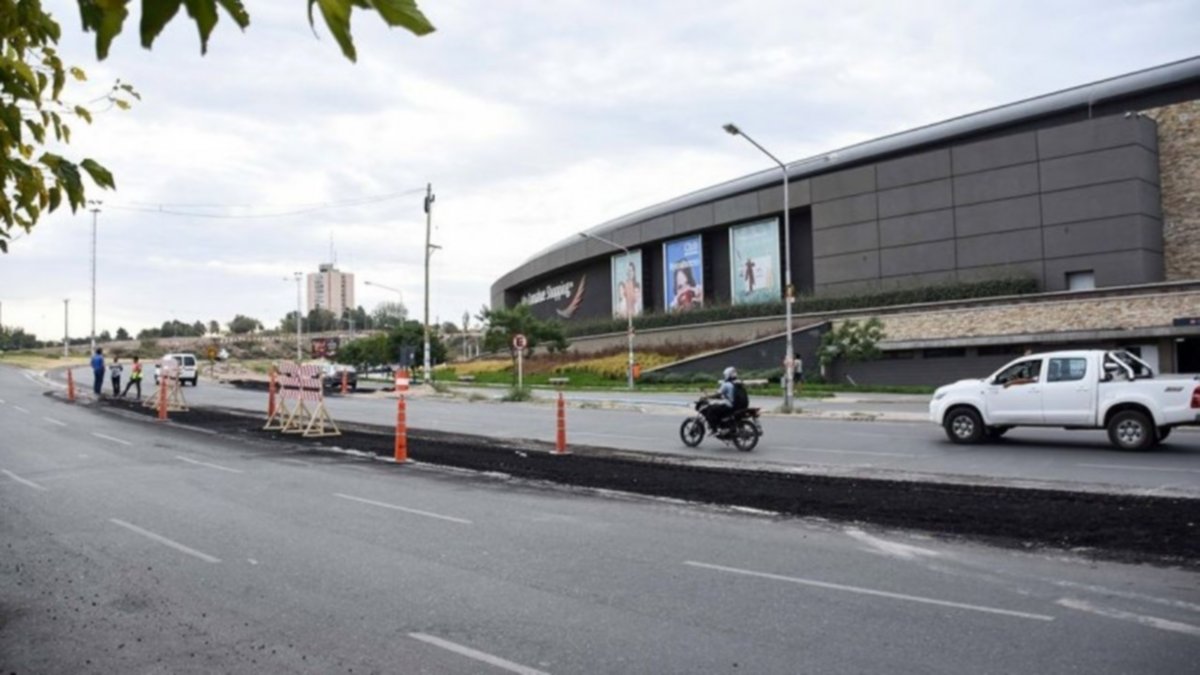 35 mil vehículos ingresan a la ciudad desde Centenario
