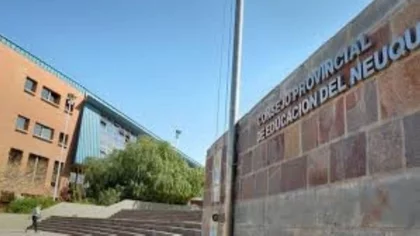 Educación decretó la suspensión de la presencialidad