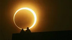 Para la astrología: "El Eclipse resignifica nuestro pasado"