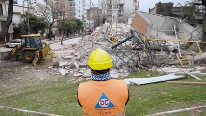Se derrumbó un edificio de ocho pisos en construcción