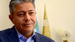 Figueroa busca equilibrio y quiere "regionalizar" Neuquén