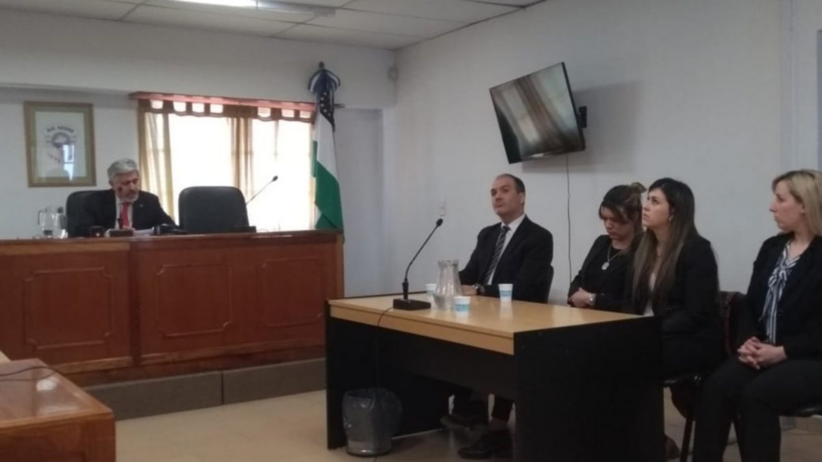 El médico que negó el aborto, condenado a prisión en suspenso