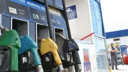 Postergan, por 11 días, otro aumento en combustibles