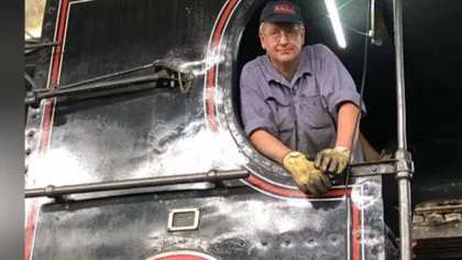 ¡Admirable: de Malvinas a restaurar locomotoras a vapor!