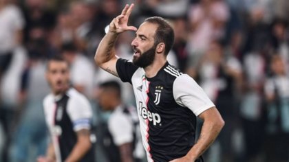 Higuaín cerró la victoria de la Juventus