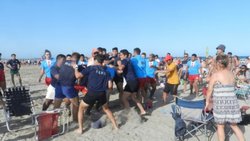 Jugaban rugby y terminaron a las trompadas en Playas Doradas
