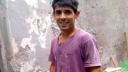 Le dieron trabajo al albañil que encontró y devolvió 250 mil pesos