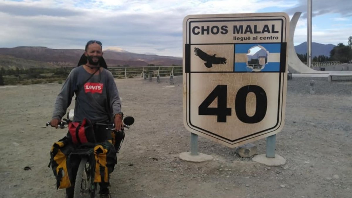 Sintió el cáncer cerca y pedaleó 16.000 kilómetros