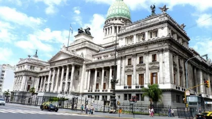 No habrá aumento para diputados y senadores