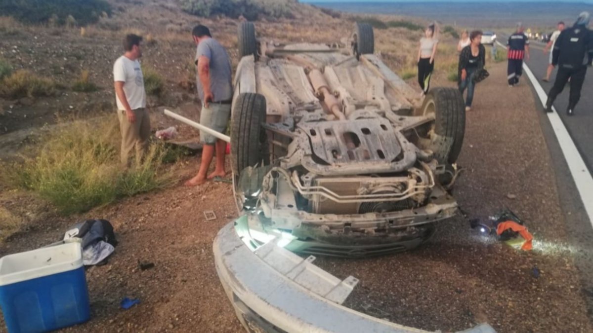 Impresionante vuelco en ruta 40