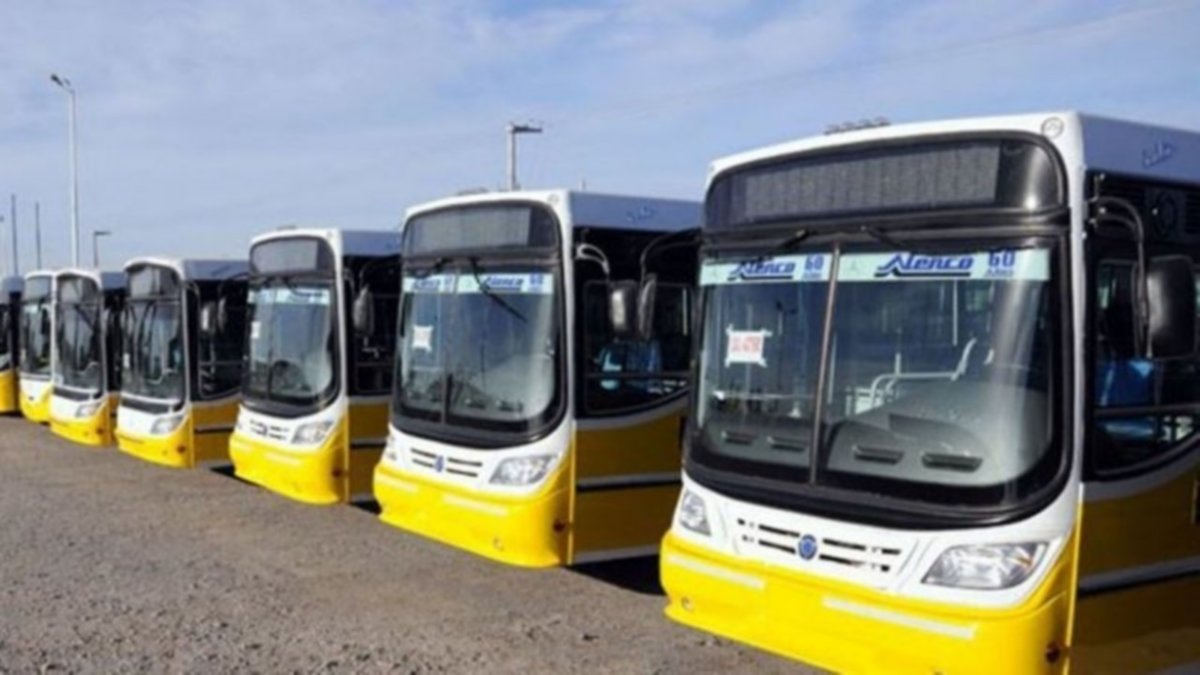 Miércoles sin servicio de colectivos urbanos