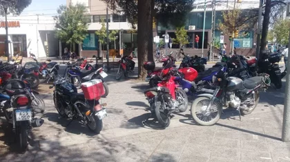 Estacionar en cualquier lado, una moda que se consolida
