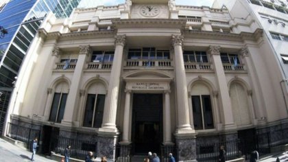 El BCRA convocó a una reunión a los bancos que operan en Argentina