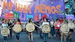 Convocan a un "ruidazo" por la ola de femicidios
