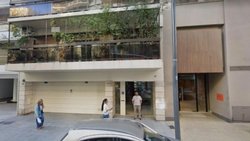 Millones los aplauden, y sus vecinos los discriminan