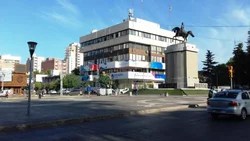 Gaido suspendió las contrataciones y designaciones