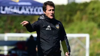 Barros Schelotto: "Tener al Pipita Higuaín sería un sueño"