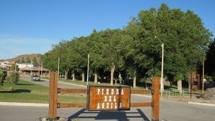 Los engancharon "de fiesta" en Piedra del Águila, en plena cuarentena