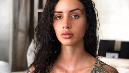 Influencer desató la polémica: Hizo una bikini con barbijos