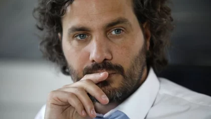 Cafiero busca un vice que sea diplomático de carrera