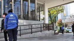 Evacuan un banco por una amenaza de bomba