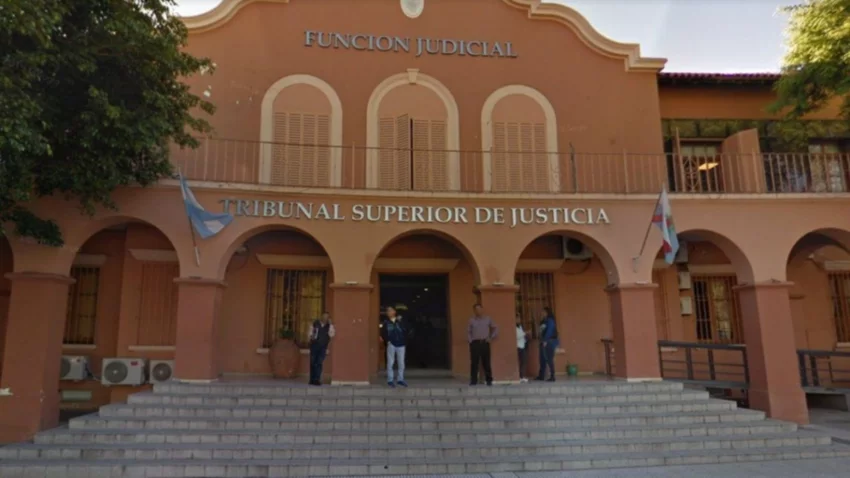 Obligan a nena de 4 años a convivir con su abuelo abusador