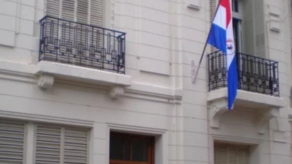 Consulado paraguayo cerrado por un contagio de COVID19