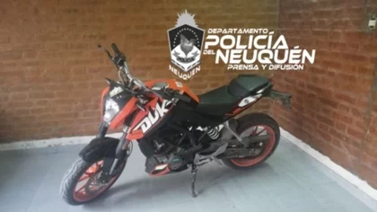 Encontraron en Canal V una moto robada en barrio Progreso
