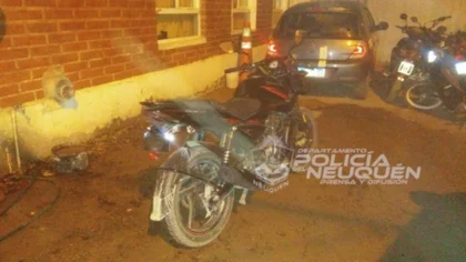 Robaron una moto y los atraparon a los pocos minutos
