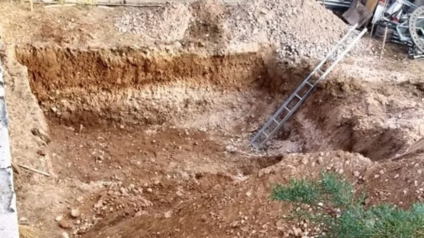 Alquiló el patio de su casa para que instalen una antena
