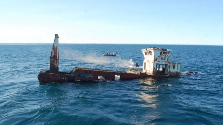 Las Grutas: hunden otro barco