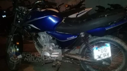 Robó una moto y la abandonó frente a la casa de un amigo