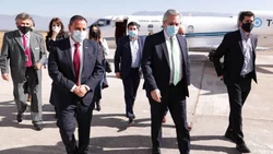El virus se metió en la Rosada: El presidente suspendió su viaje a Catamarca