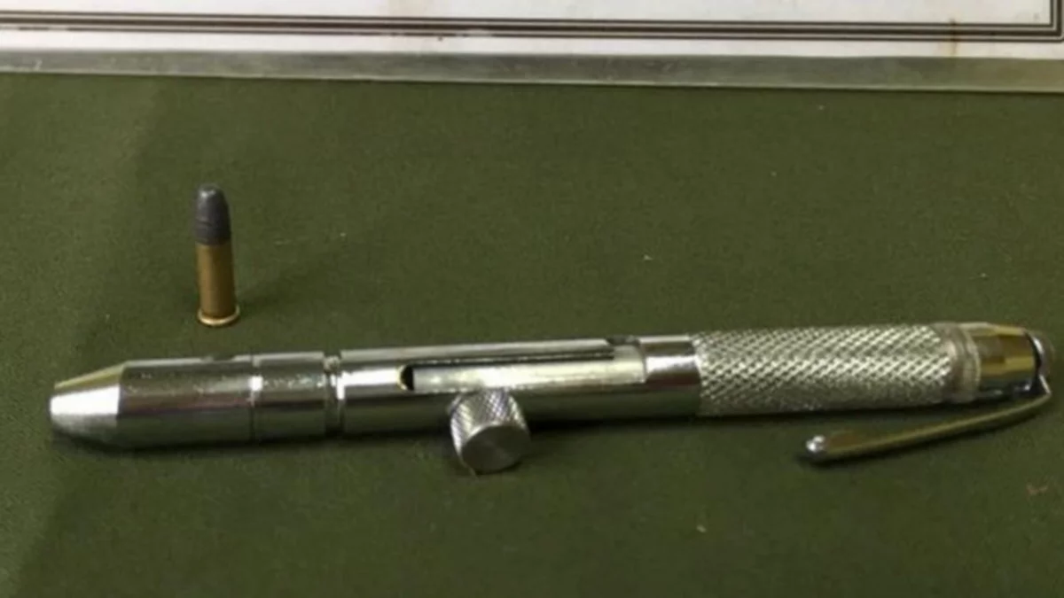Secuestraron una lapicera pistola en un allanamiento