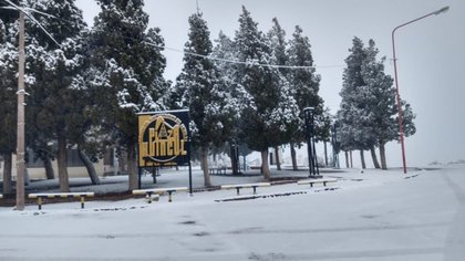 Sigue la ola polar, con nieve y lluvia también en valles