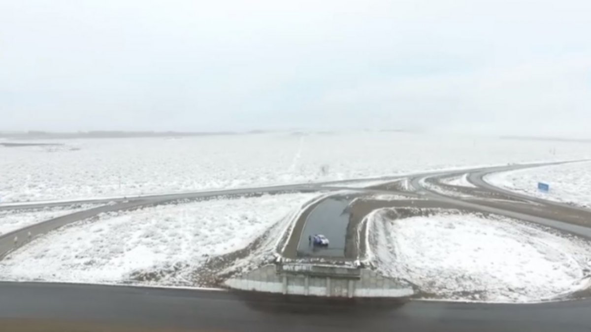 La nieve dejó varados a más 20 camiones en Collón Curá